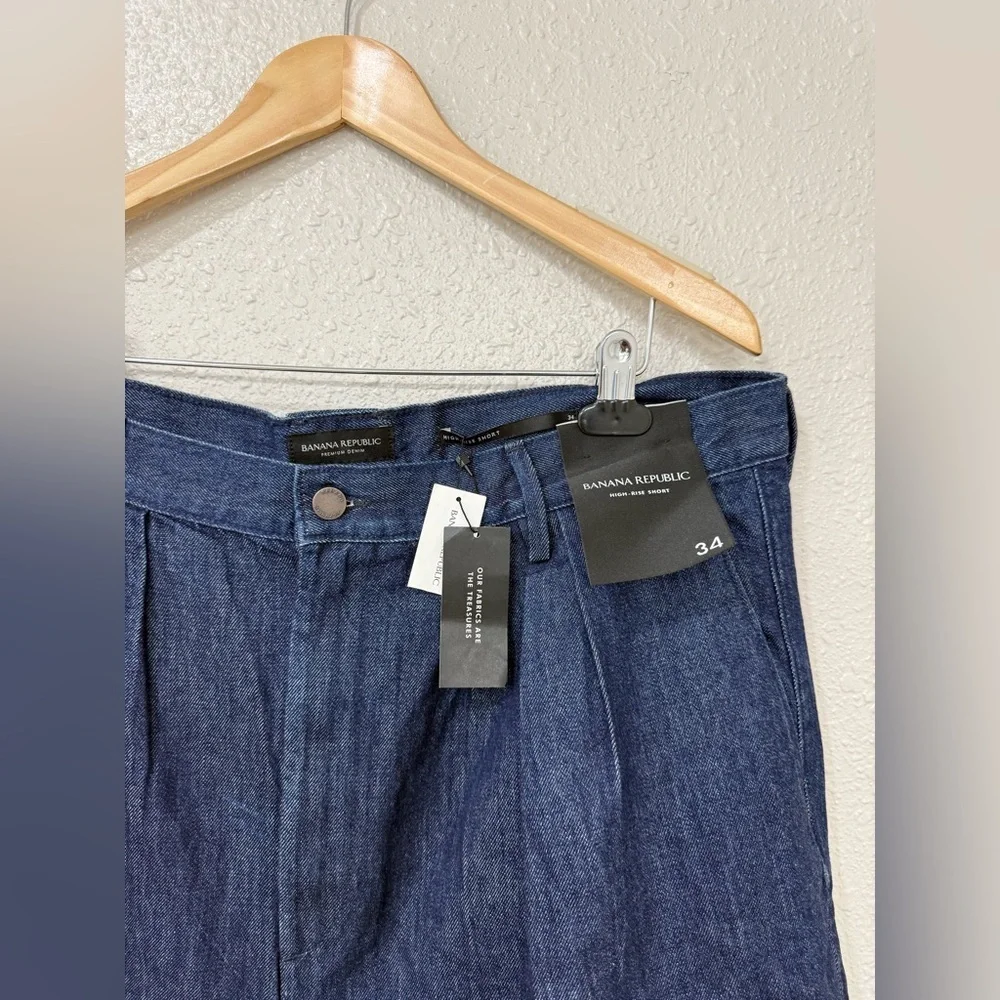 Banana Republic Blue Jean Shorts High-Waisted Tailored Size 34 NWT